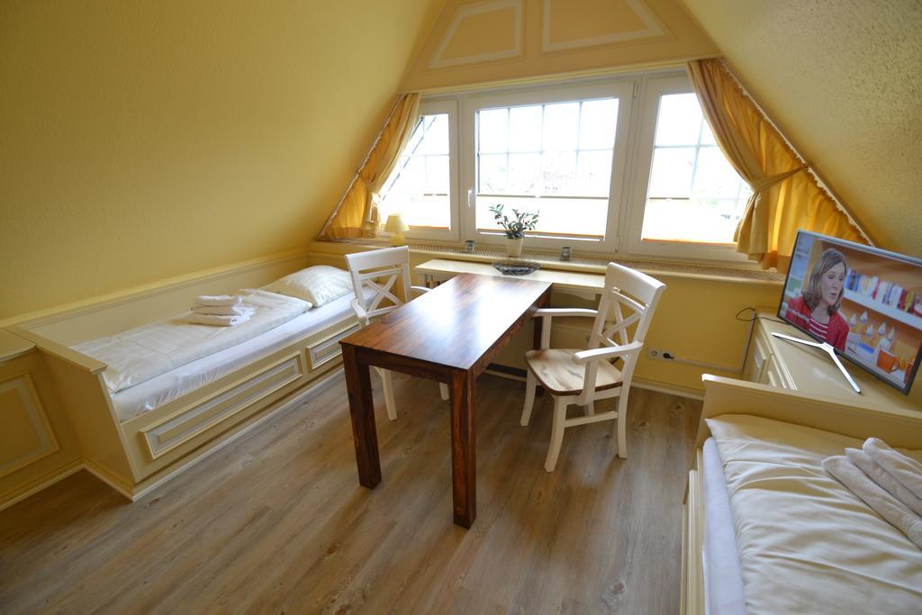 Apartmán Priel-Hues List Exteriér fotografie